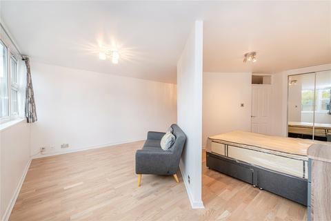 Studio to rent, North Rise, St. Georges Fields, W2