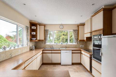 21 Guildown Avenue, Guildford, GU2 4HA