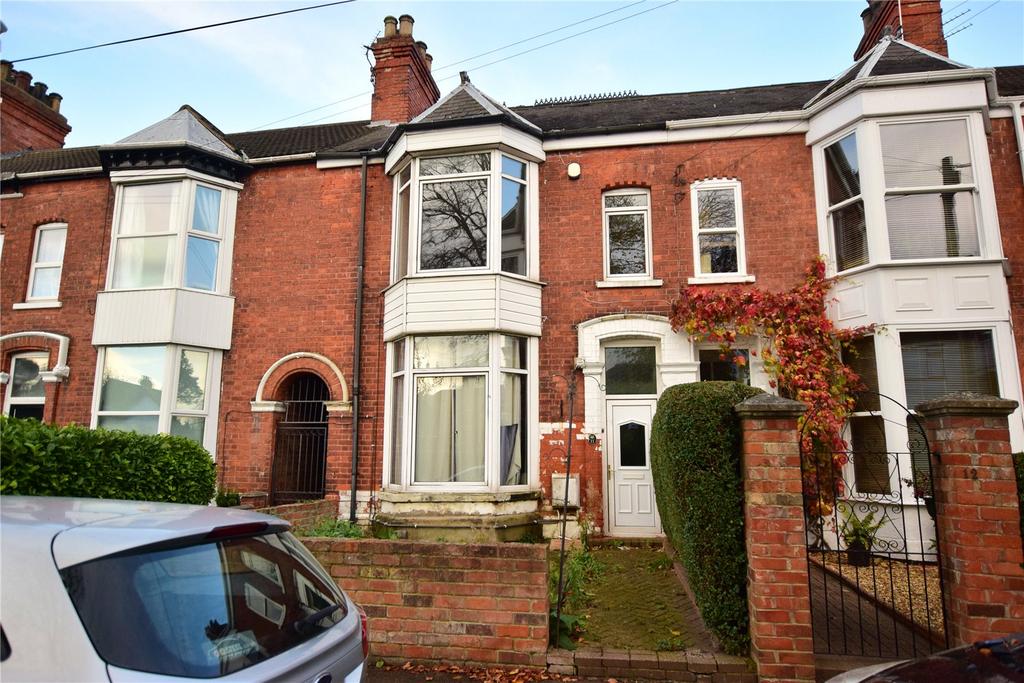 Abbey Drive East, Grimsby, DN32 3 bed terraced house £118,950