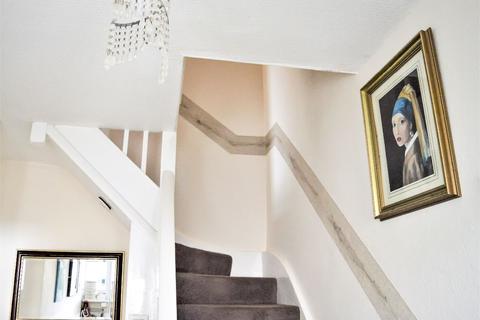 88 Station Crescent, Ashford, TW15 3HL