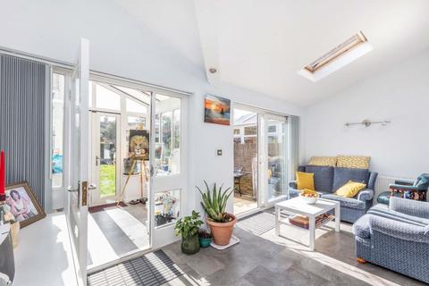 88 Station Crescent, Ashford, TW15 3HL