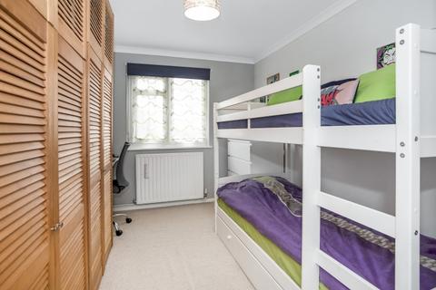 Flat 11, Station Court Gibbon Road, London, SE15 2AP