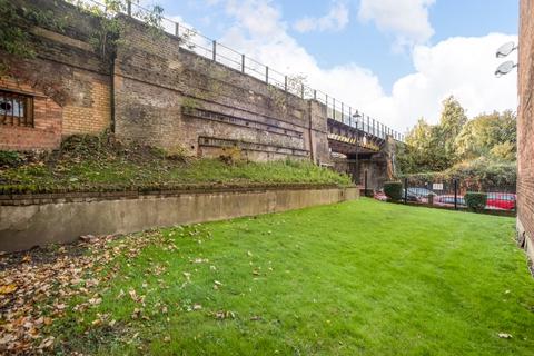 Flat 11, Station Court Gibbon Road, London, SE15 2AP