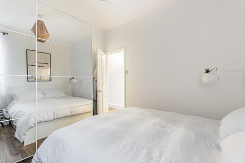 23 Burford Road, London, SE6 4DF