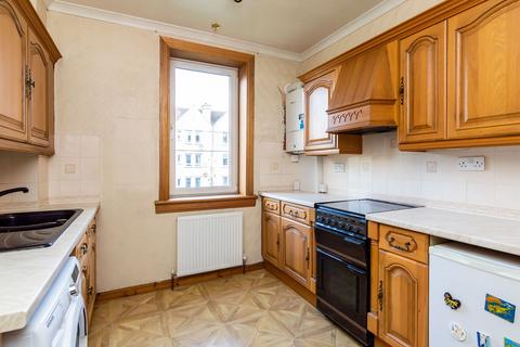 26/4 Lochend Drive, Edinburgh, EH7 6DJ