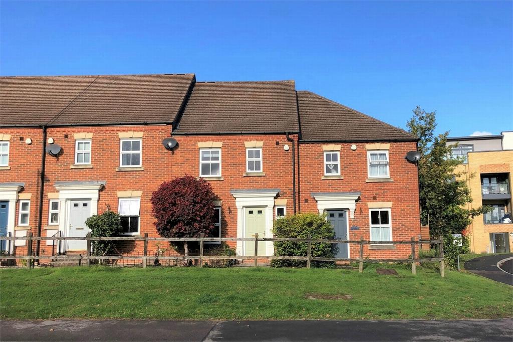 Tangmere Mews, Broad Lane, BRACKNELL, Berkshire 4 bed townhouse £400,000