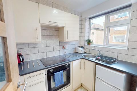 Studio to rent, Wilbury Road, Hove, BN3