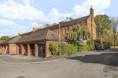 9 Cardwells Keep, Guildford, GU2 9PD