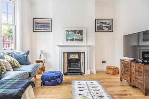 30 Ramsay Road, London, W3 8AZ