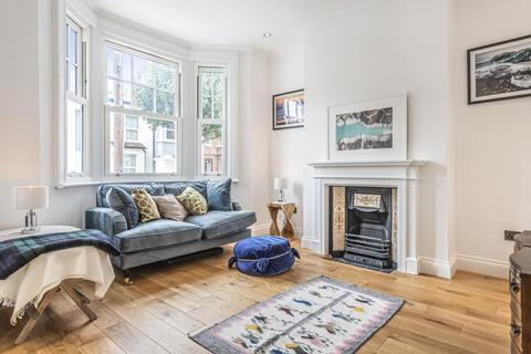 30 Ramsay Road, London, W3 8AZ