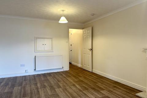 2 bedroom ground floor flat to rent, Baiter Park, Poole