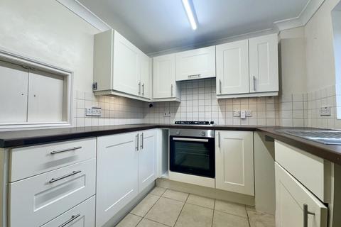 2 bedroom ground floor flat to rent, Baiter Park, Poole