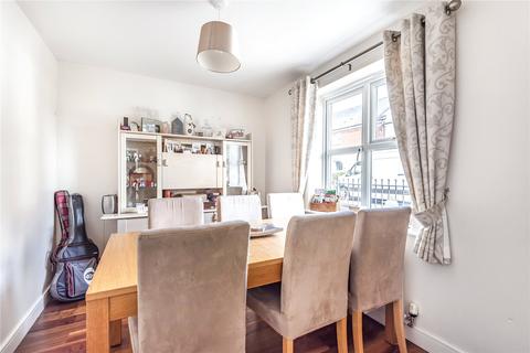 6 Britten Road, Swindon, SN25 2HQ