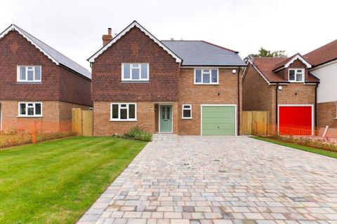3 Jardine Meadows, Spencers Wood, Reading, RG7 1YP