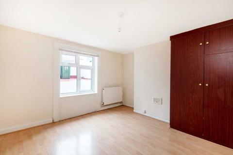 14 Frederick Place, Plumstead, London, SE18 7BJ