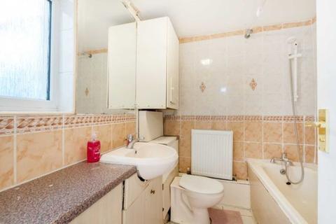 14 Frederick Place, Plumstead, London, SE18 7BJ
