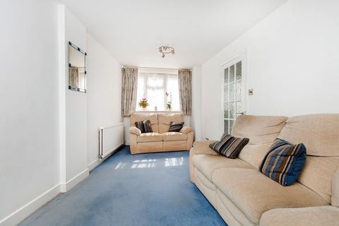 19 Parsons Crescent, Edgware, HA8 8QG