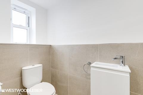 2 bedroom barn conversion to rent, Elbow Lane, Hertford SG13