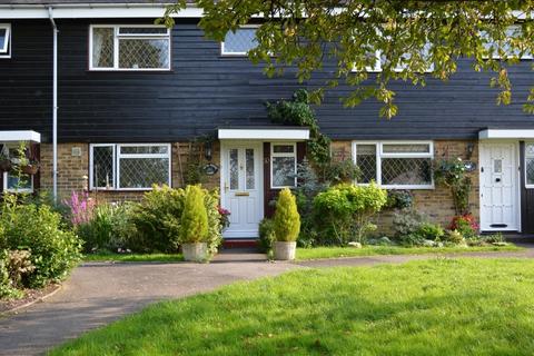 5 Rowland Walk, Havering-atte-bower, Romford, RM4 1PA