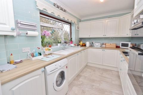 5 Rowland Walk, Havering-atte-bower, Romford, RM4 1PA