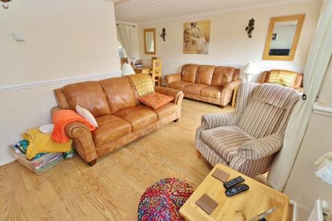 133 Udall Gardens, Romford, RM5 2LA