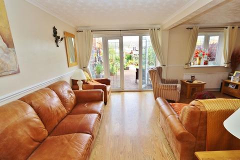 133 Udall Gardens, Romford, RM5 2LA
