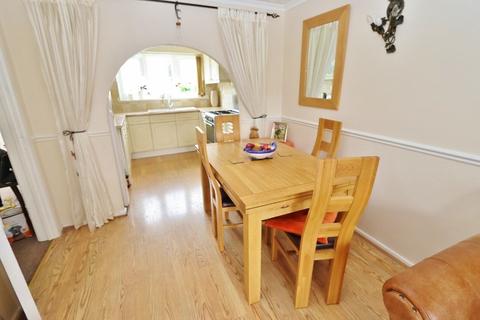 133 Udall Gardens, Romford, RM5 2LA