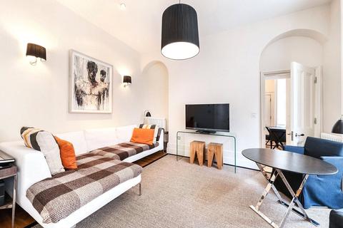 Apartment 3, 23 - 23a New Row, London, WC2N 4LA