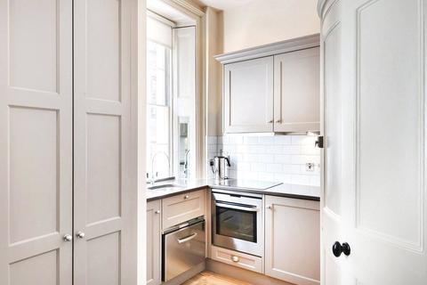 Apartment 3, 23 - 23a New Row, London, WC2N 4LA