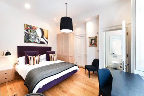 Apartment 3, 23 - 23a New Row, London, WC2N 4LA