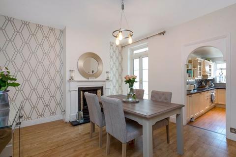 12 Woodside Crescent, Sidcup, DA15 7JJ