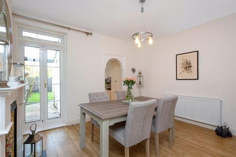 12 Woodside Crescent, Sidcup, DA15 7JJ