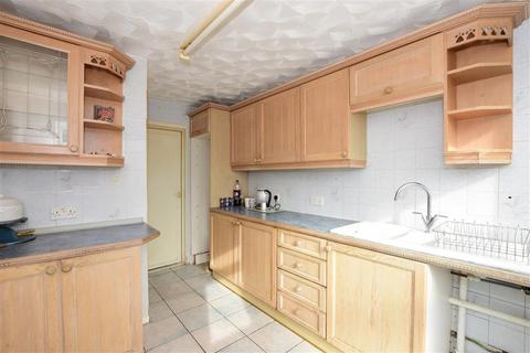 60 Bondfields Crescent, Havant, PO9 5EP