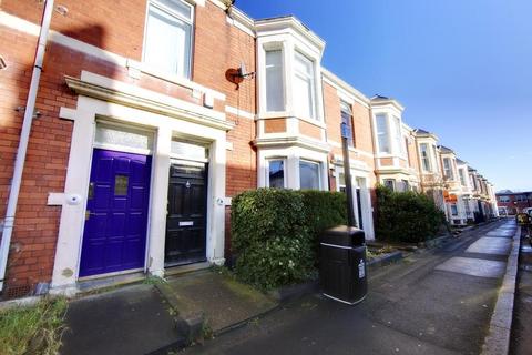 6 bedroom maisonette to rent, Fairfield Rd, Jesmond,