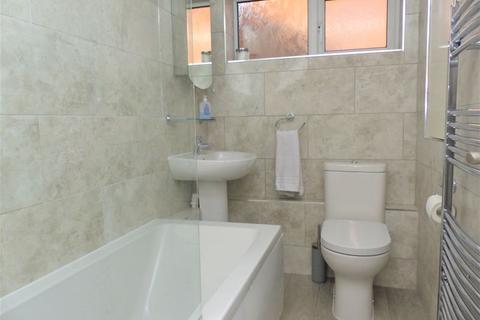 28 Barford Close, Sutton Coldfield, B76 2UL