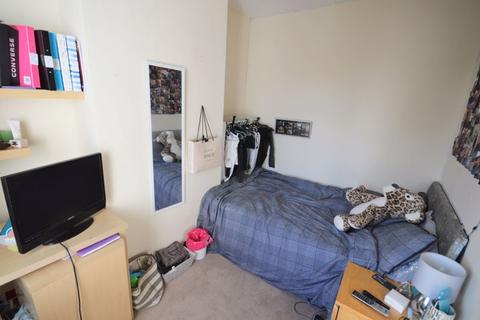 3 Seven Row, Little Neston, Neston, CH64 0SX