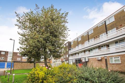 11 Peartree Close, South Ockendon, RM15 6PR