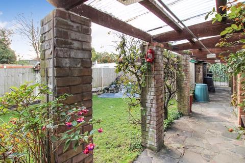 224 South Road, South Ockendon, RM15 6BS