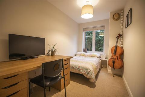76 Constables Way, Hertford, SG13 7AF