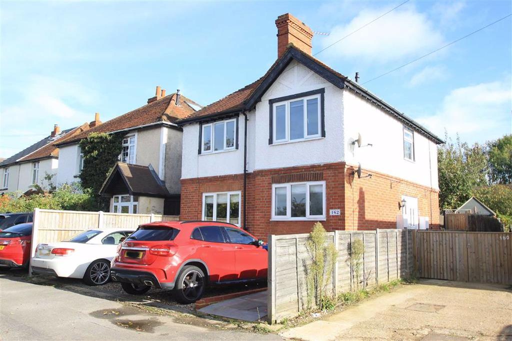 Blackamoor Lane, Maidenhead, Berkshire 2 bed flat £275,000