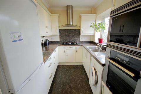 101 Bevendean Crescent, Brighton, BN2 4RE
