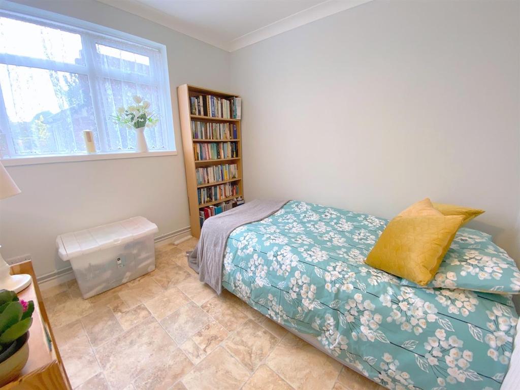 Study/Utility Room/Optional Bedroom 5