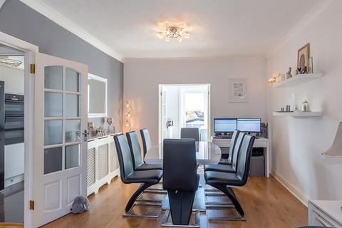 31 Burleigh Road, Sutton, SM3 9NE