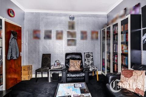 5 Trinity Road, London, N22 8LB