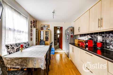 5 Trinity Road, London, N22 8LB