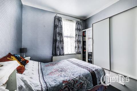 5 Trinity Road, London, N22 8LB