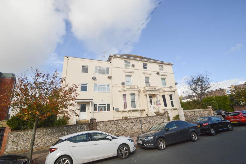 Hartfield Road, Eastbourne Studio £100,000