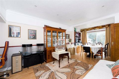 64 Chadacre Road, Epsom, KT17 2HE
