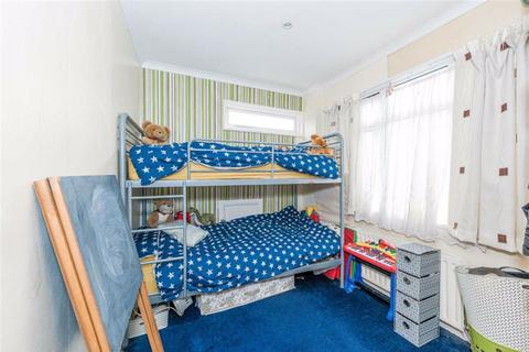 64 Chadacre Road, Epsom, KT17 2HE