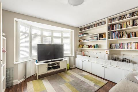 105 Elmbridge Avenue, Surbiton, KT5 9HE